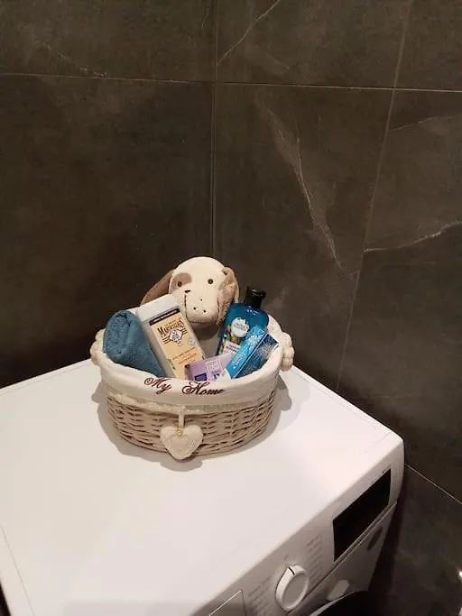Artemis Luxury Suite In Iktinou Pedestrian & Mitropolitou Iossif Area Thessaloníki Grekland