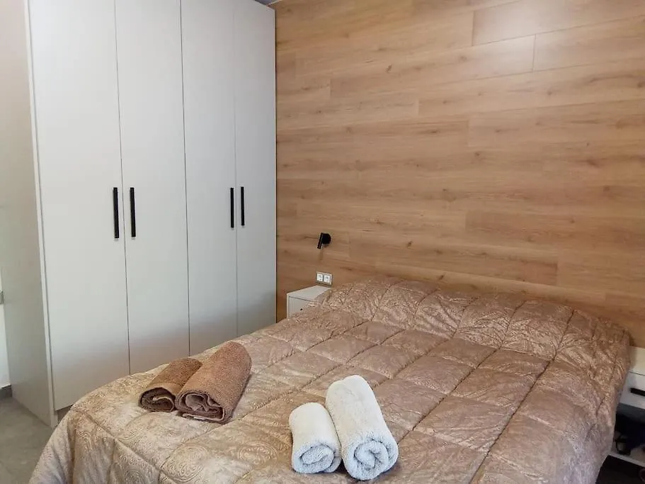 Apartment Artemis Luxury Suite In Iktinou Pedestrian & Mitropolitou Iossif Area Thessaloniki Greece